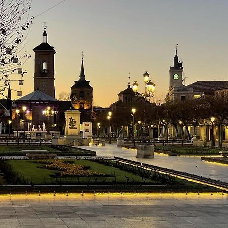 Sonar En La Plaza Cervantes 2 Alcalá de Henares Dış mekan fotoğraf